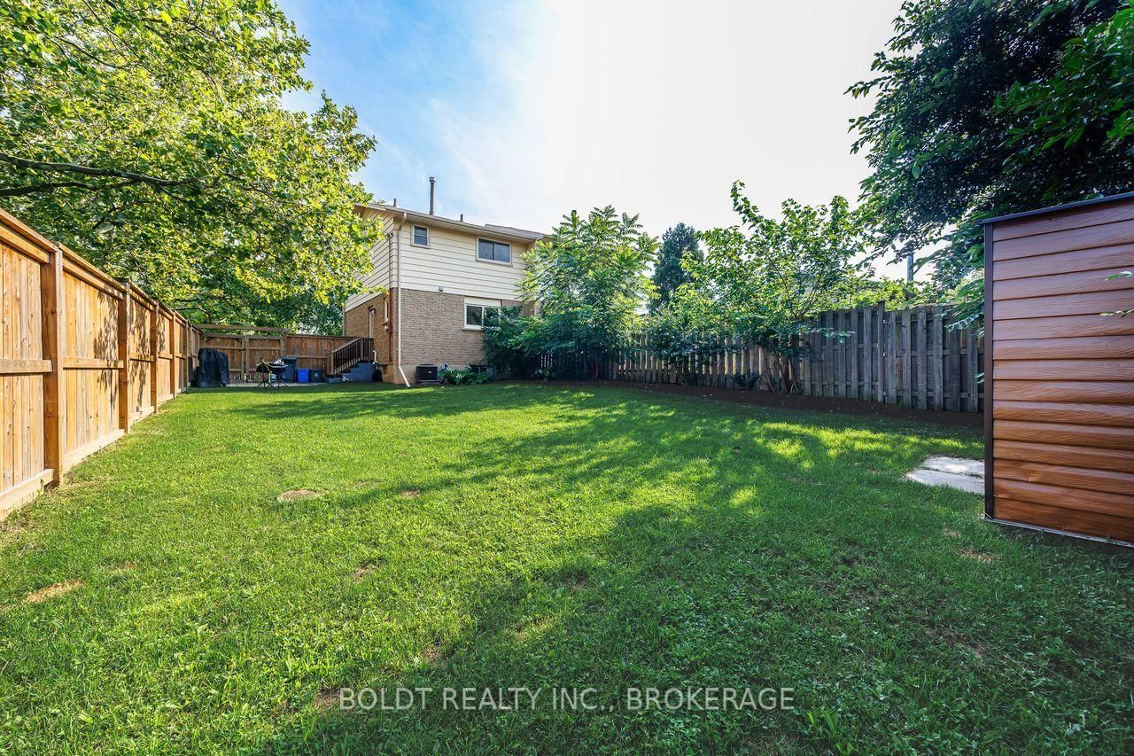 47 Brackencrest Road • St. Catharines, ON photo 17