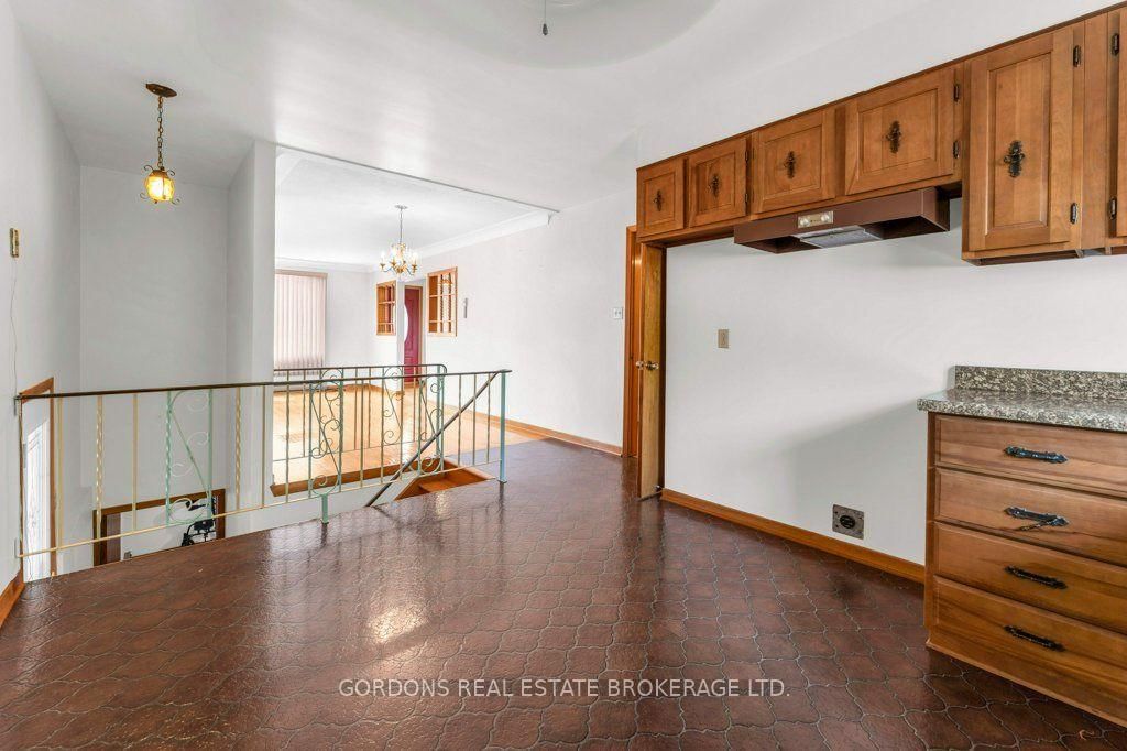 33 Plum Street • Kingston, ON photo 15