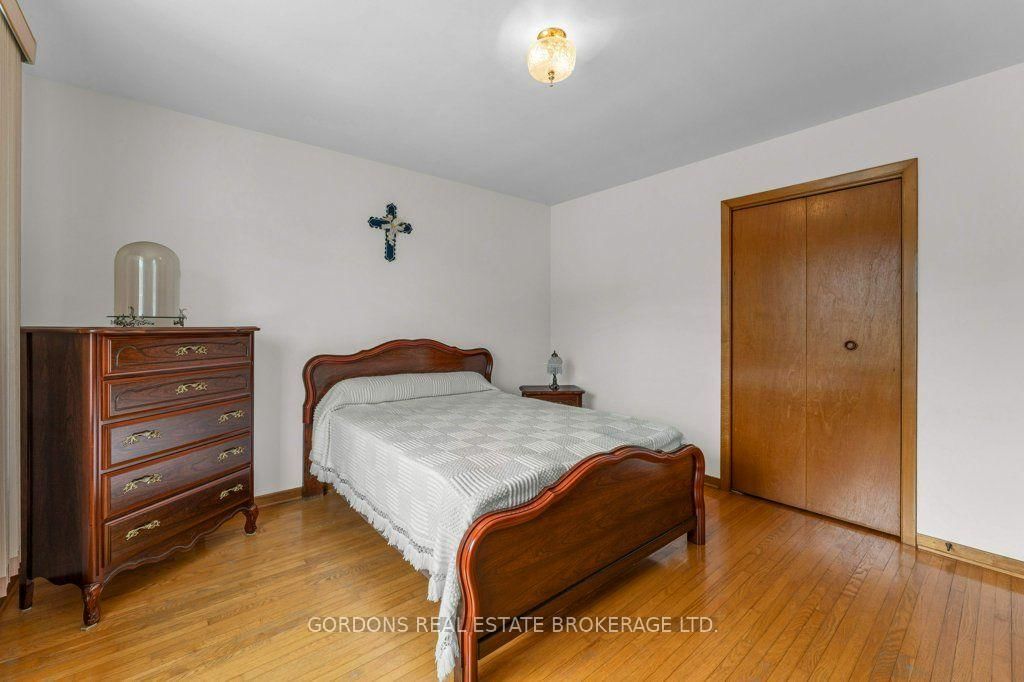 33 Plum Street • Kingston, ON photo 18