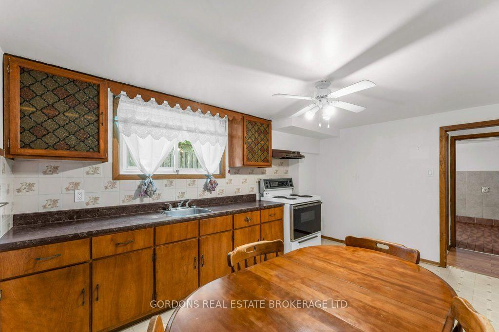 33 Plum Street • Kingston, ON photo 37