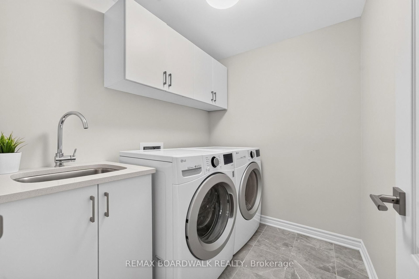 224 Maygrass Way • Ottawa, ON photo 36