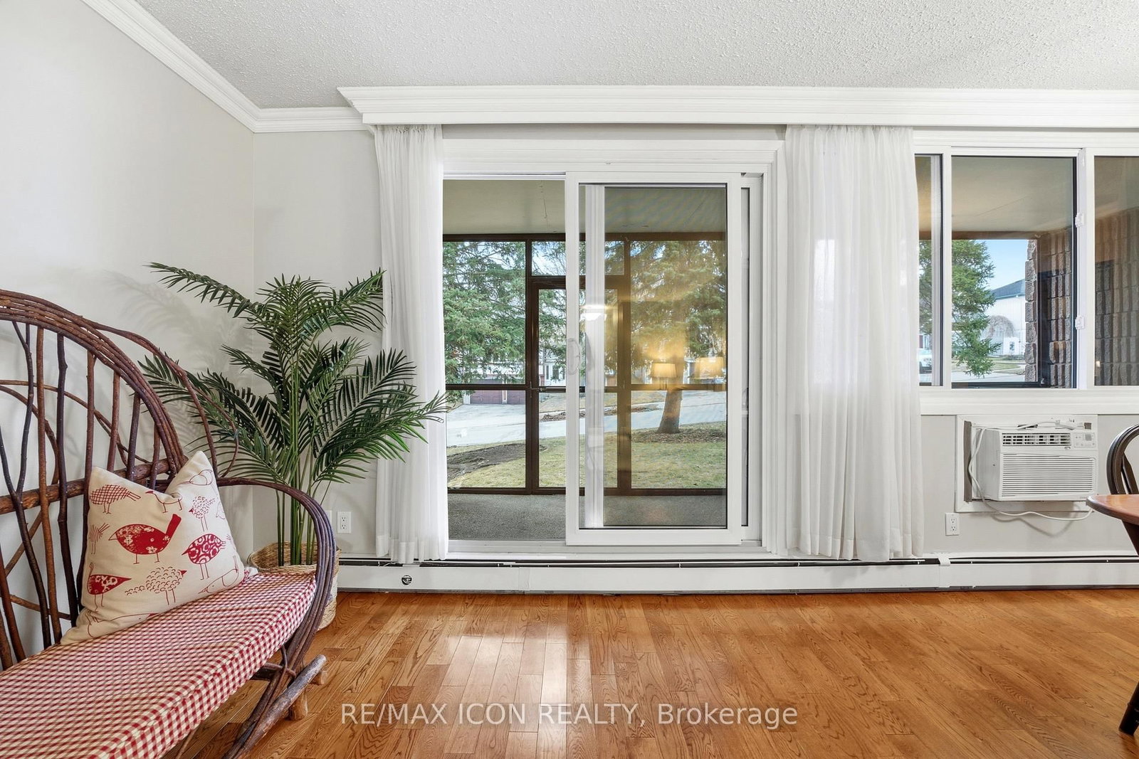 944 Caledonian View • #206 • Cambridge, ON photo 20