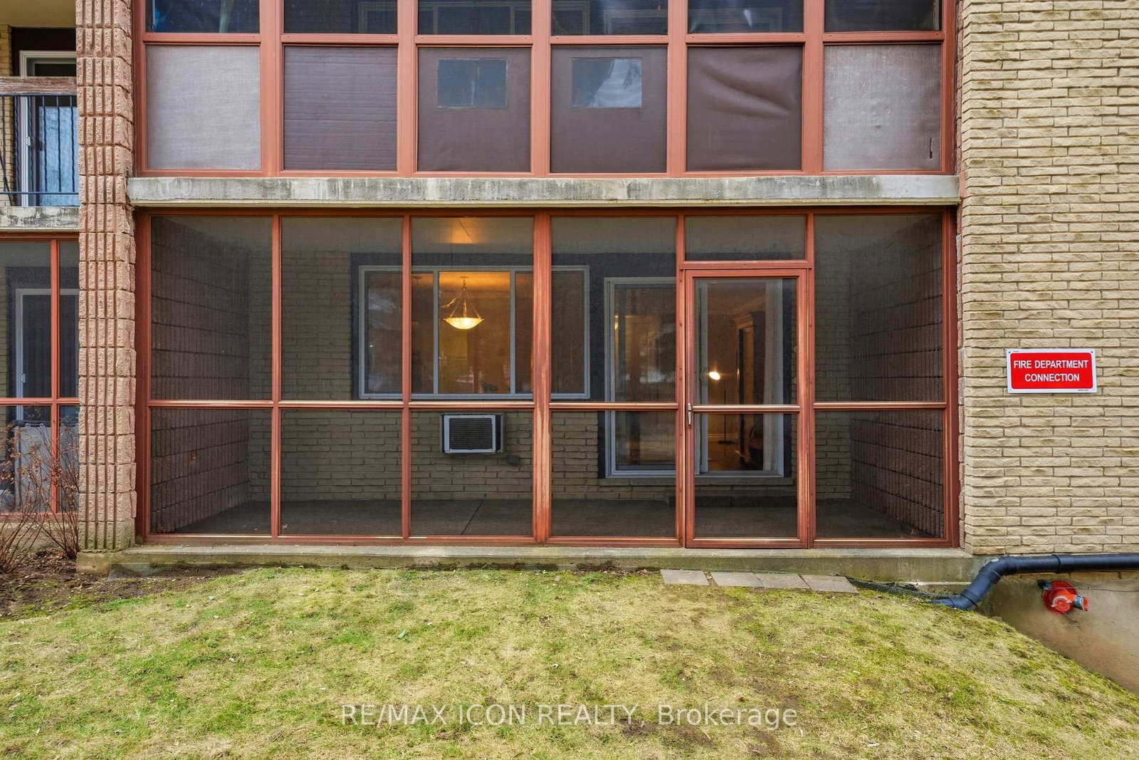 944 Caledonian View • #206 • Cambridge, ON photo 22