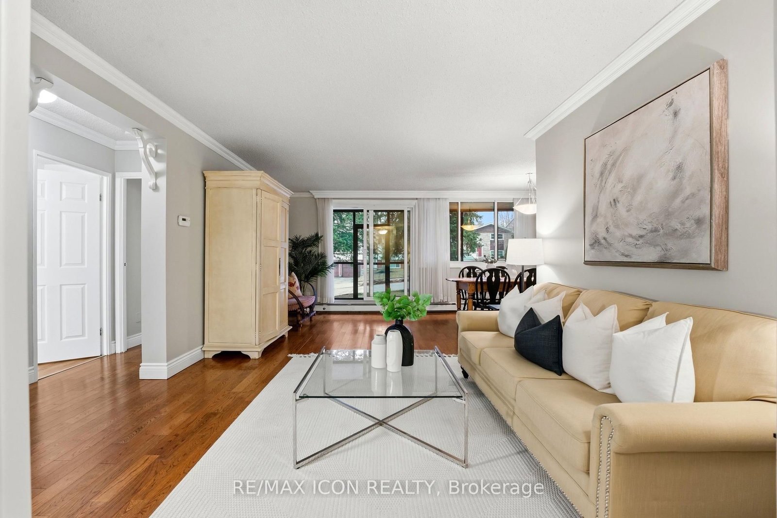 944 Caledonian View • #206 • Cambridge, ON photo 8