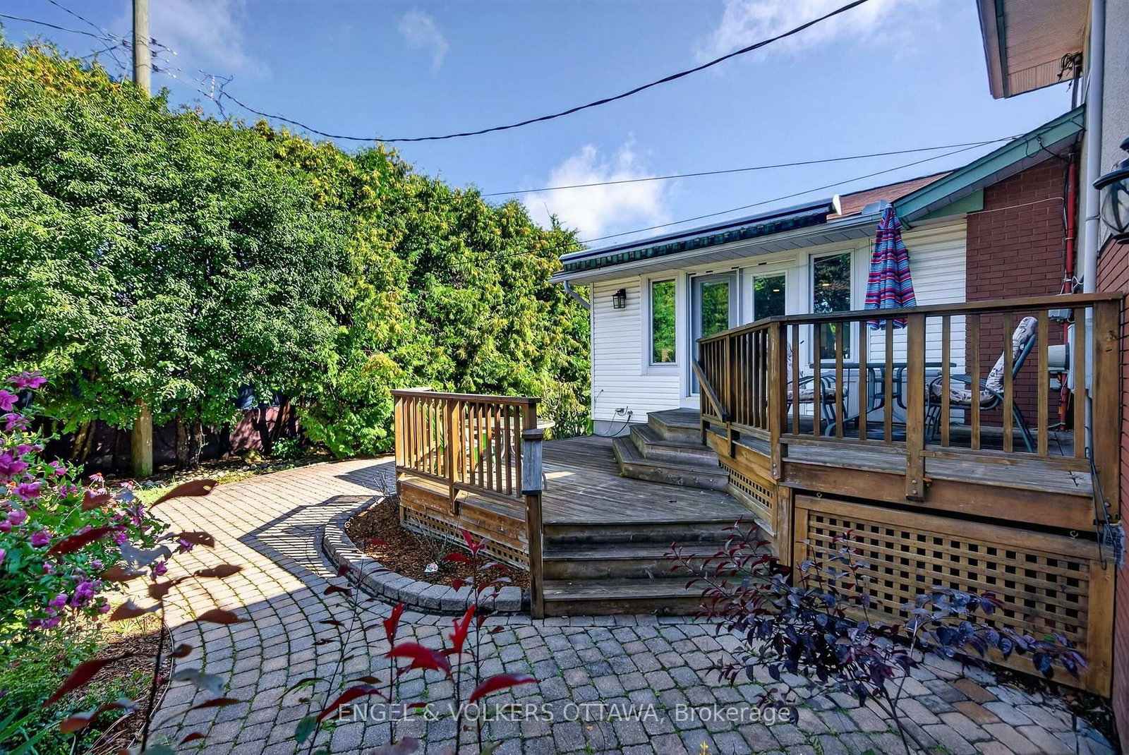 905 Garwood Avenue • Ottawa, ON photo 35