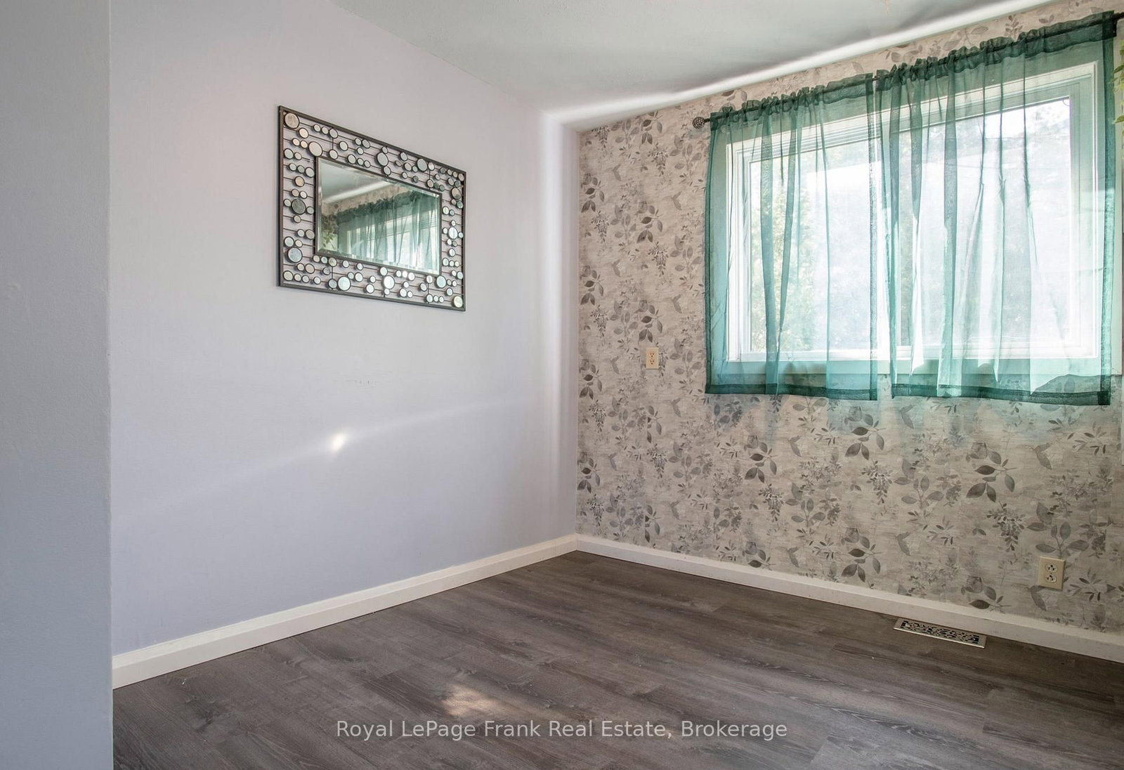 34 Northlin Park Road • Kawartha Lakes, ON photo 9