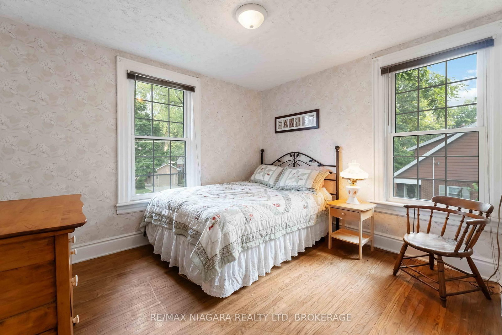 6275 Pine Grove Avenue • Niagara Falls, ON photo 12