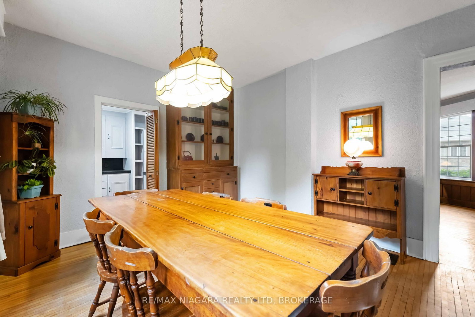 6275 Pine Grove Avenue • Niagara Falls, ON photo 8