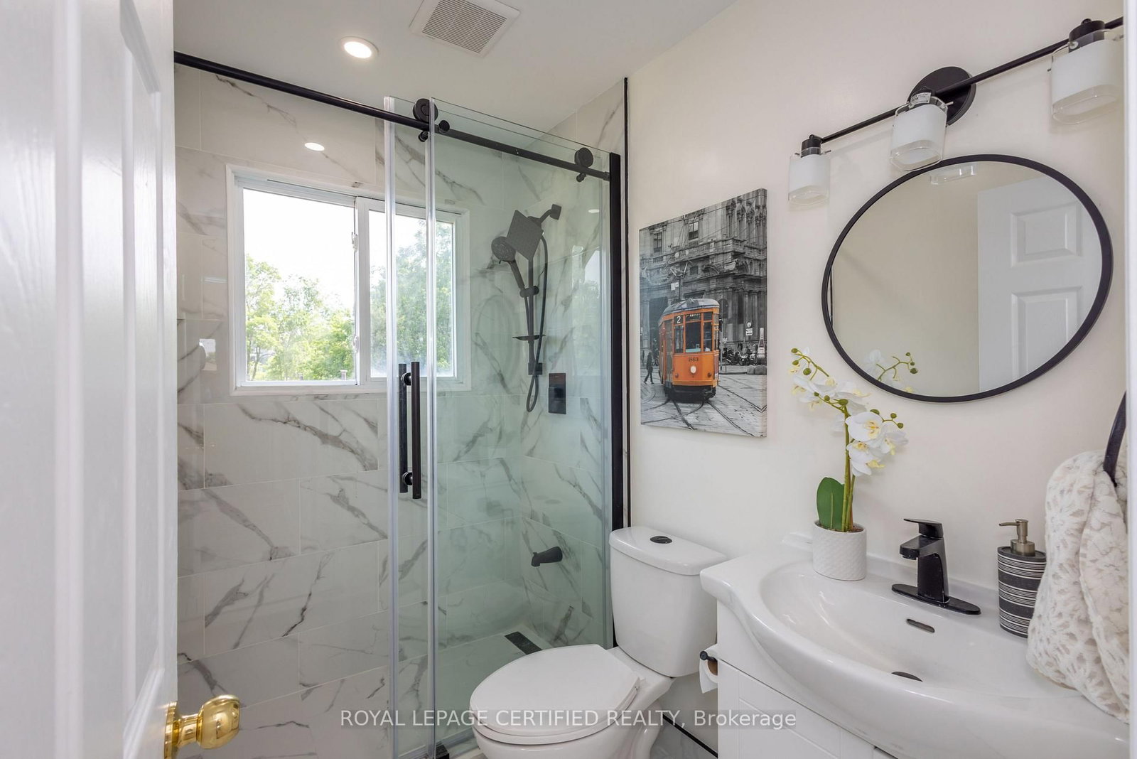 111 Limeridge Road W • Hamilton, ON photo 27