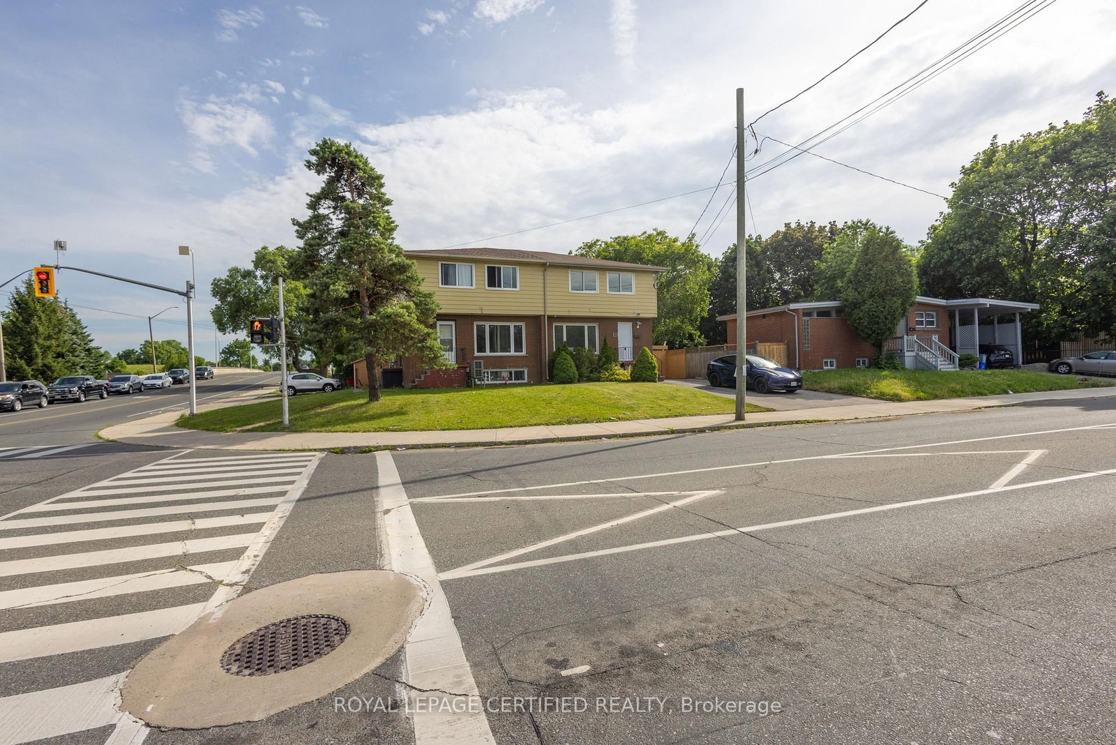 111 Limeridge Road W • Hamilton, ON photo 6