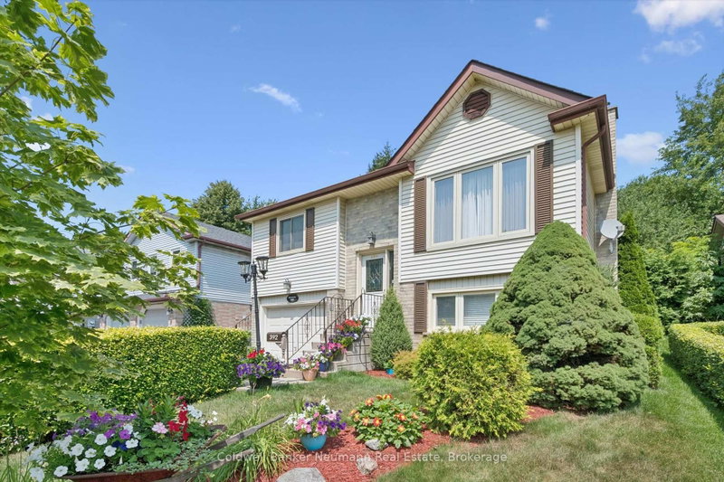 392 Imperial Road S