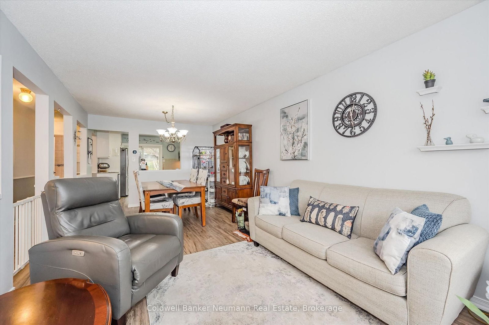 392 Imperial Road S • Guelph, ON photo 9