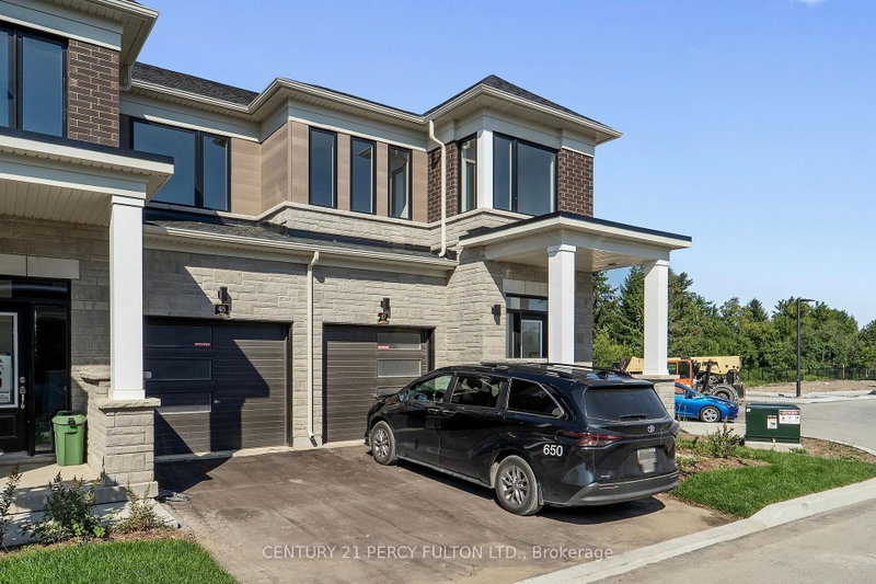 47 Watts Mews