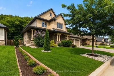 10 Birchall Lane • St. Thomas, ON photo 3