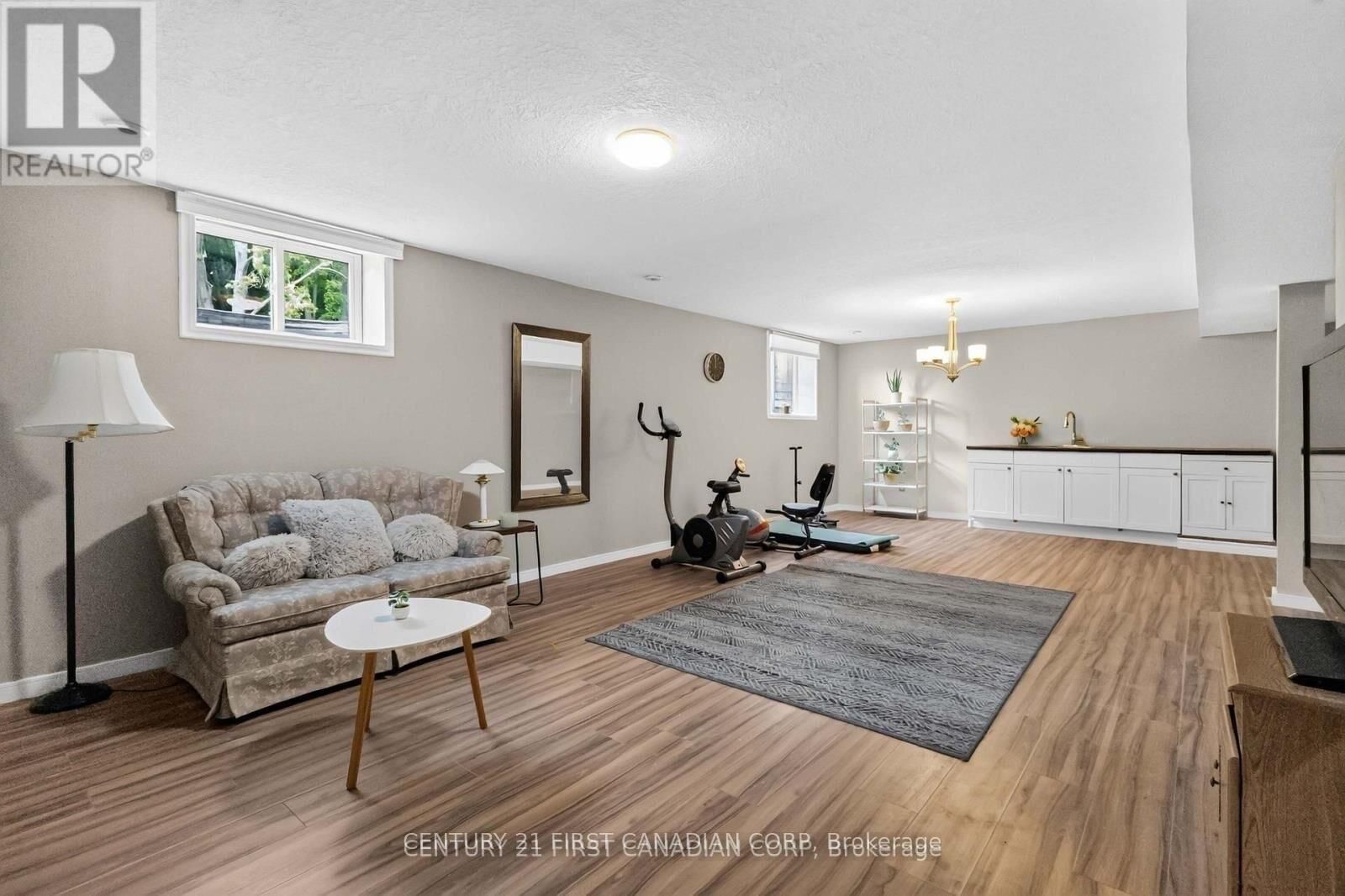 10 Birchall Lane • St. Thomas, ON photo 41