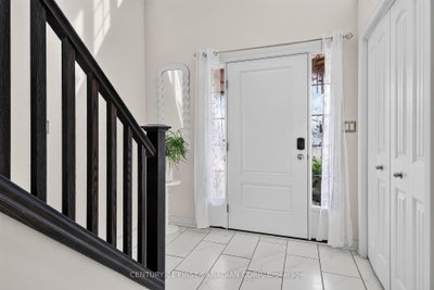 10 Birchall Lane • St. Thomas, ON photo 7