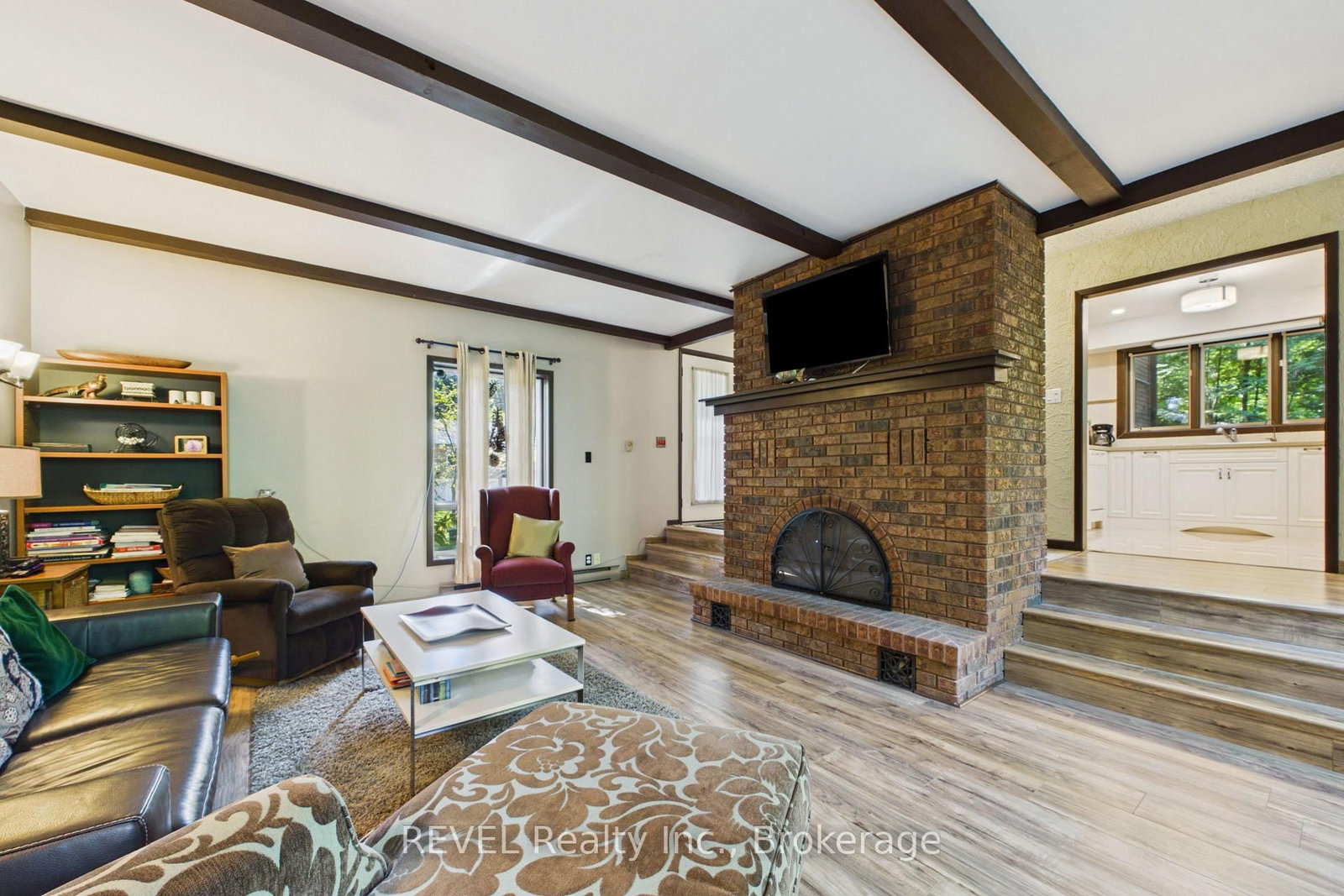 370 Segwun Boulevard • Gravenhurst, ON photo 10