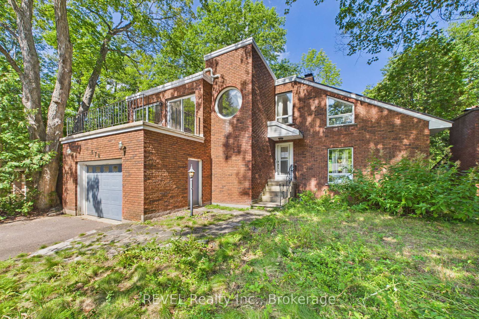 370 Segwun Boulevard • Gravenhurst, ON photo 3
