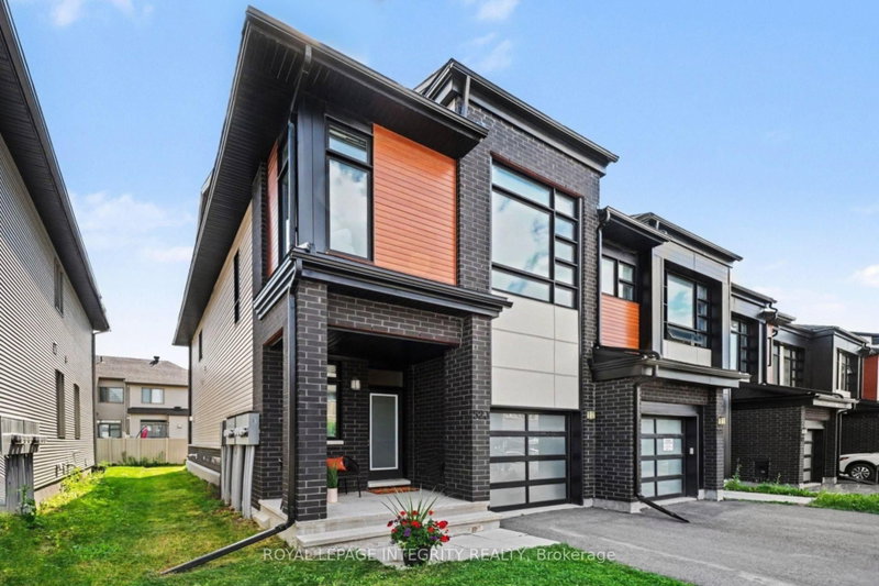 523 Triangle Street