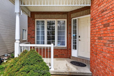 321 Goldridge Drive • Kanata, ON photo 3