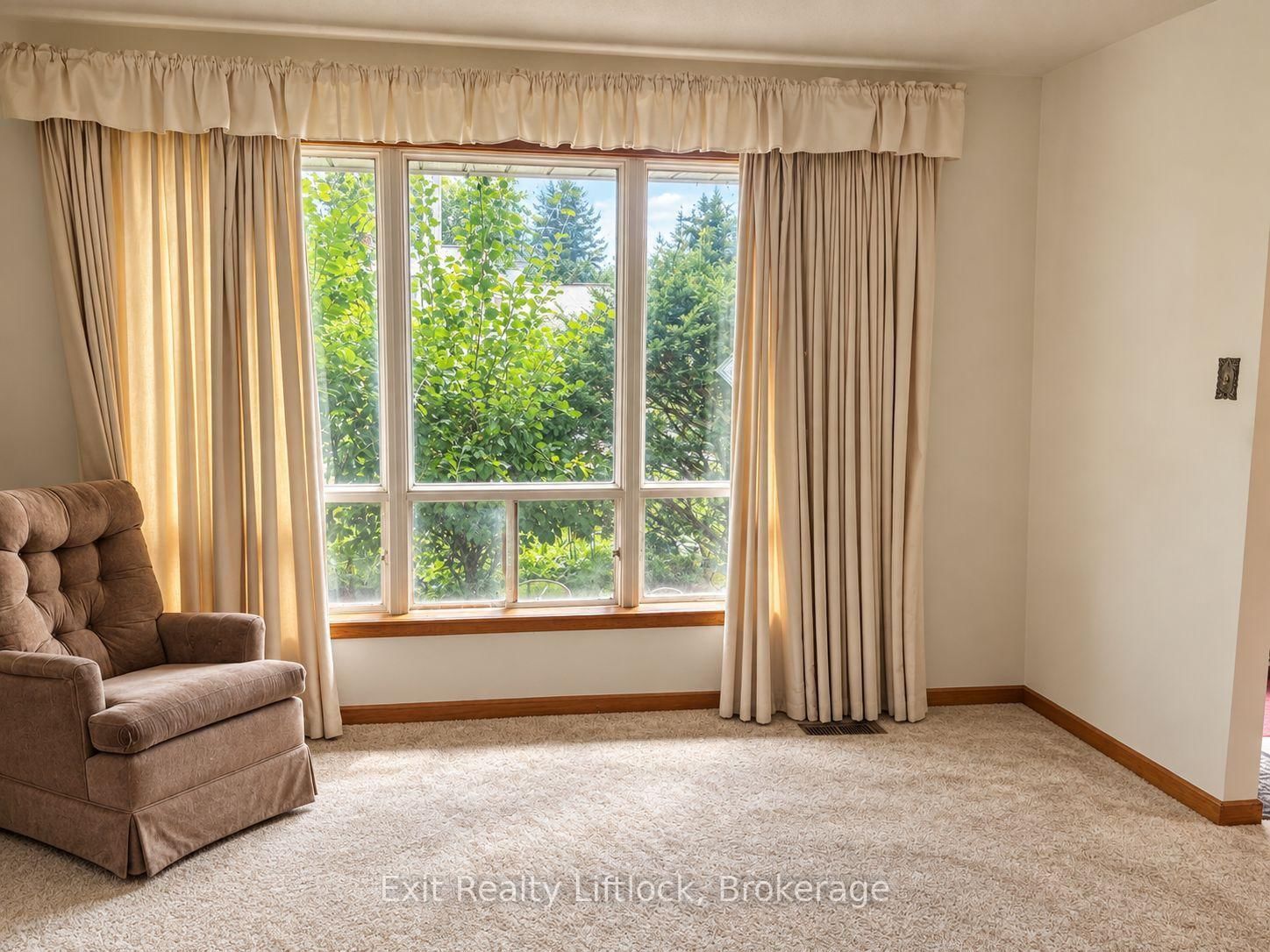 2 Frederick Street • Cavan Monaghan, ON photo 6