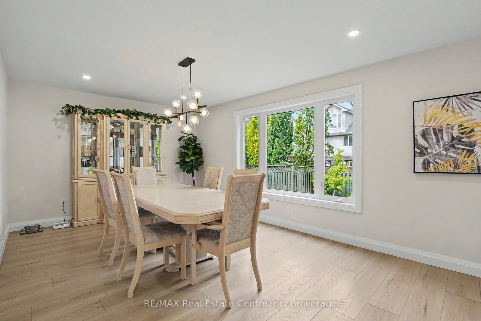 115 Mcfarlane Drive • Cambridge, ON photo 16