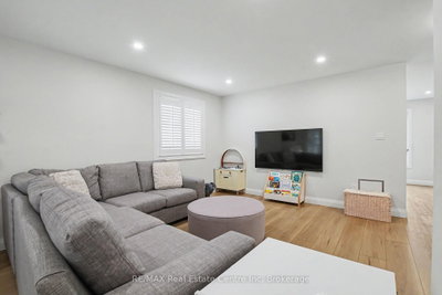 115 Mcfarlane Drive • Cambridge, ON photo 9