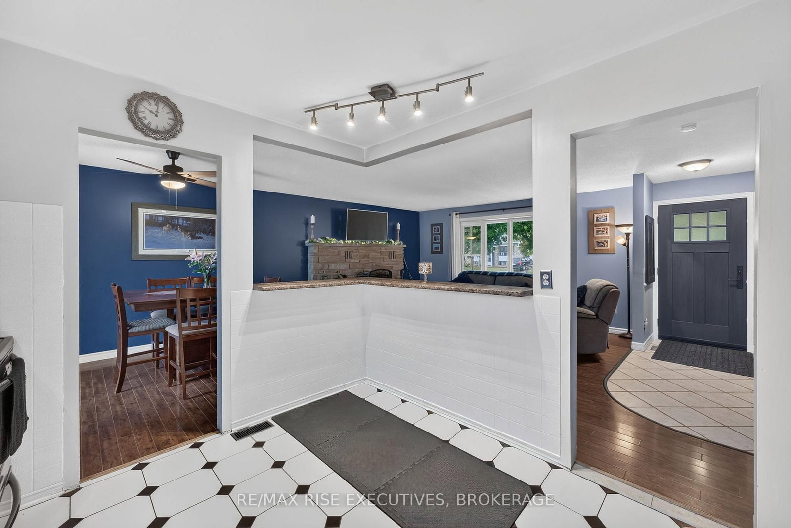 1560 Victoria Street • Kingston, ON photo 11