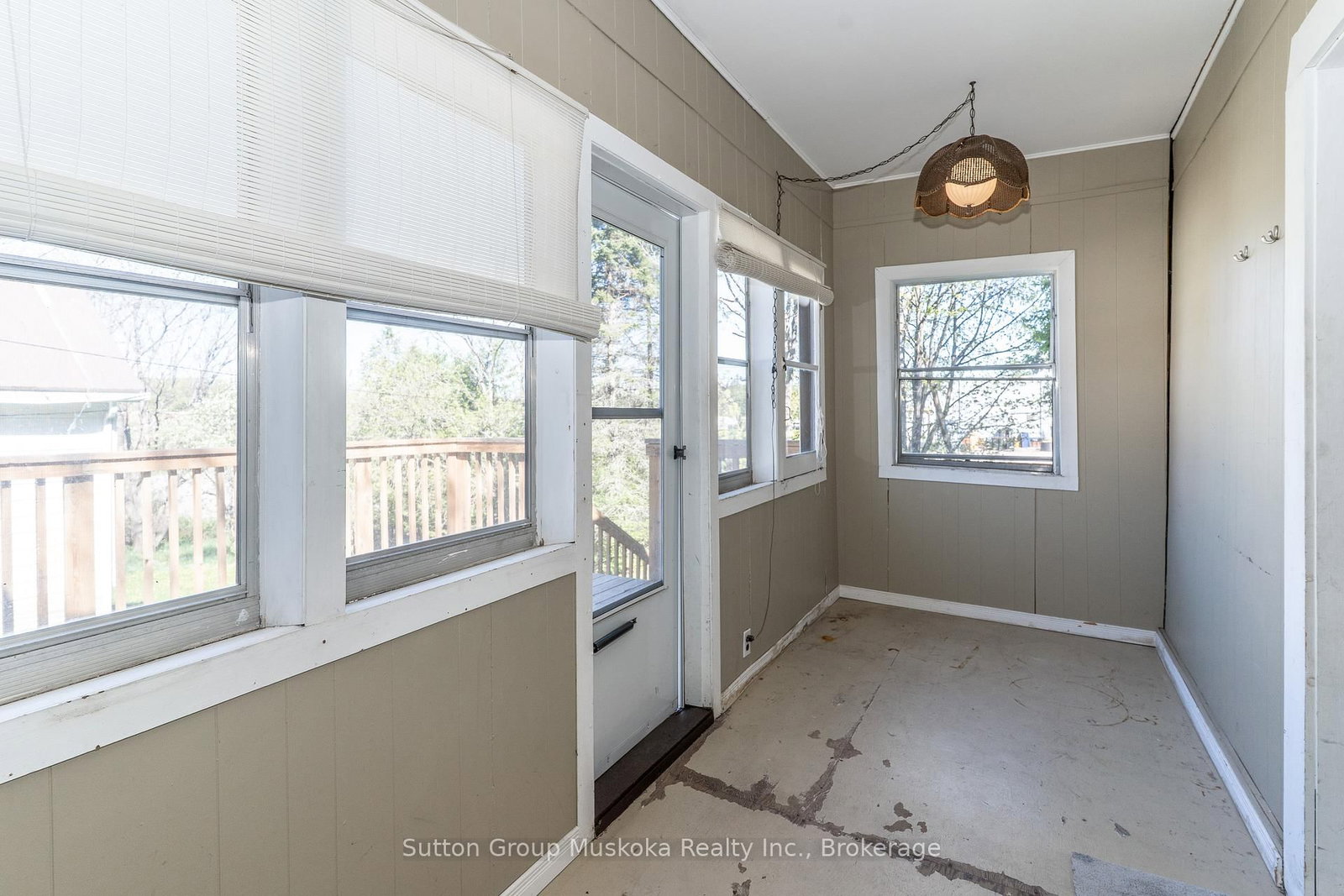 18 Susan Street W • Huntsville, ON photo 19