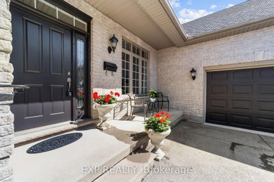 1991 Whippoorwill Place • London North, ON photo 8