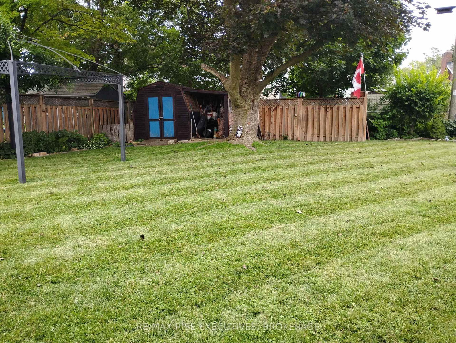 165 Elizabeth Drive • Gananoque, ON photo 36