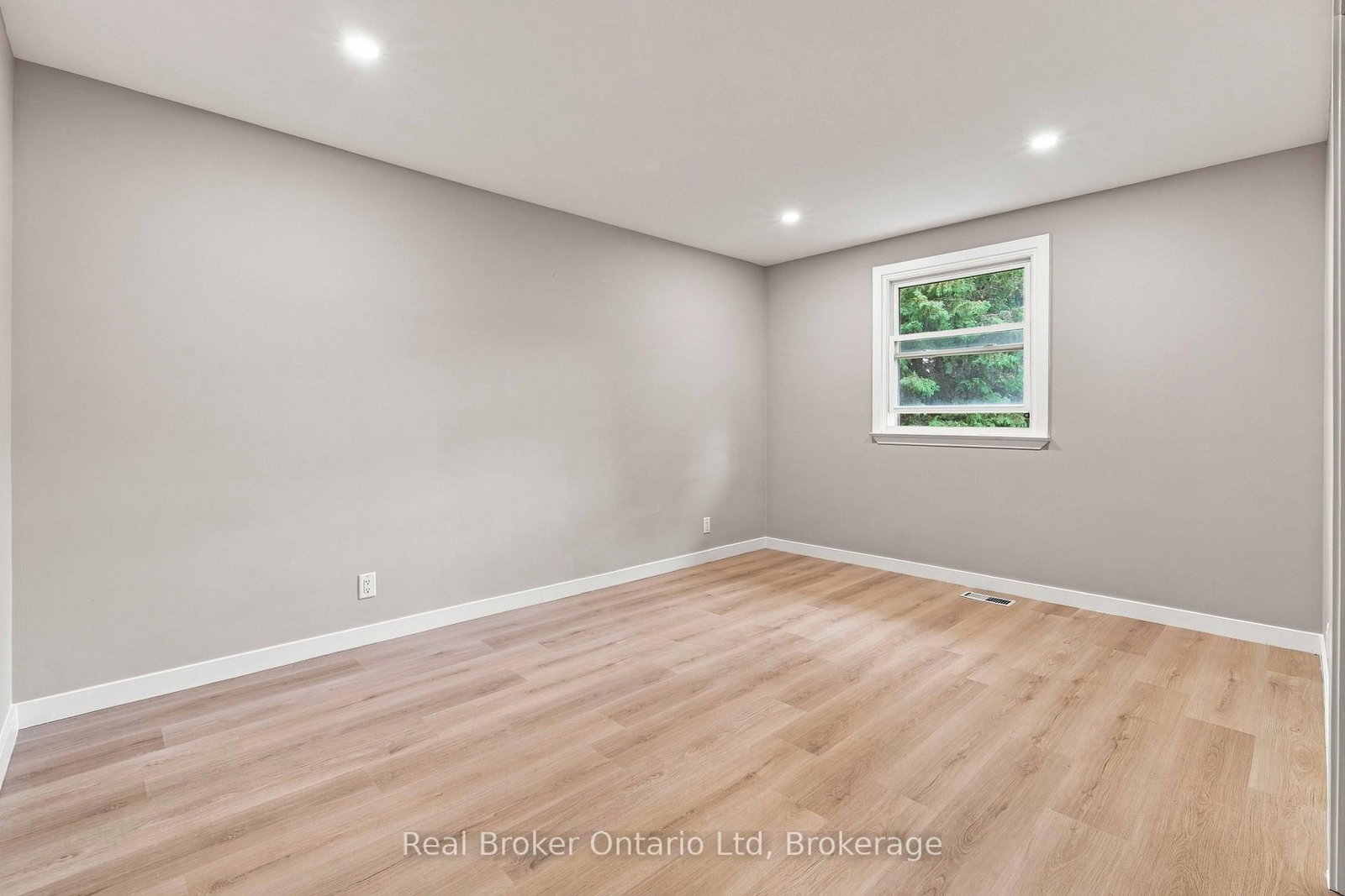 481 4th 'A' Street W • Owen Sound, ON photo 25