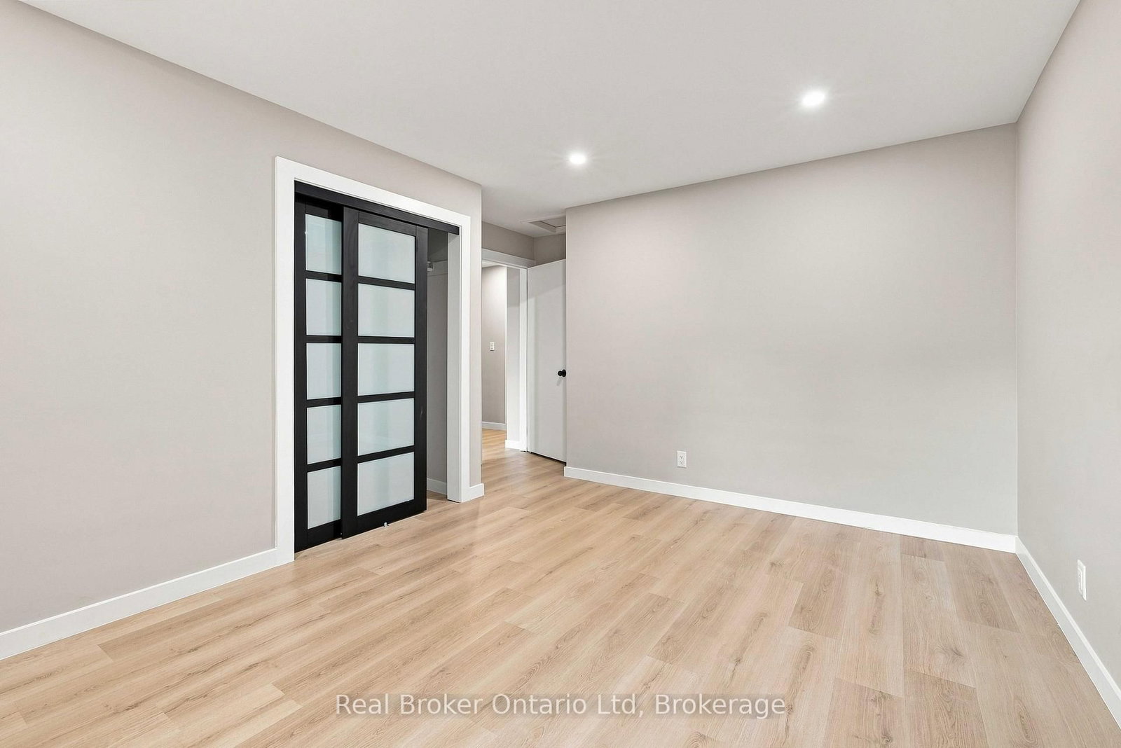 481 4th 'A' Street W • Owen Sound, ON photo 26