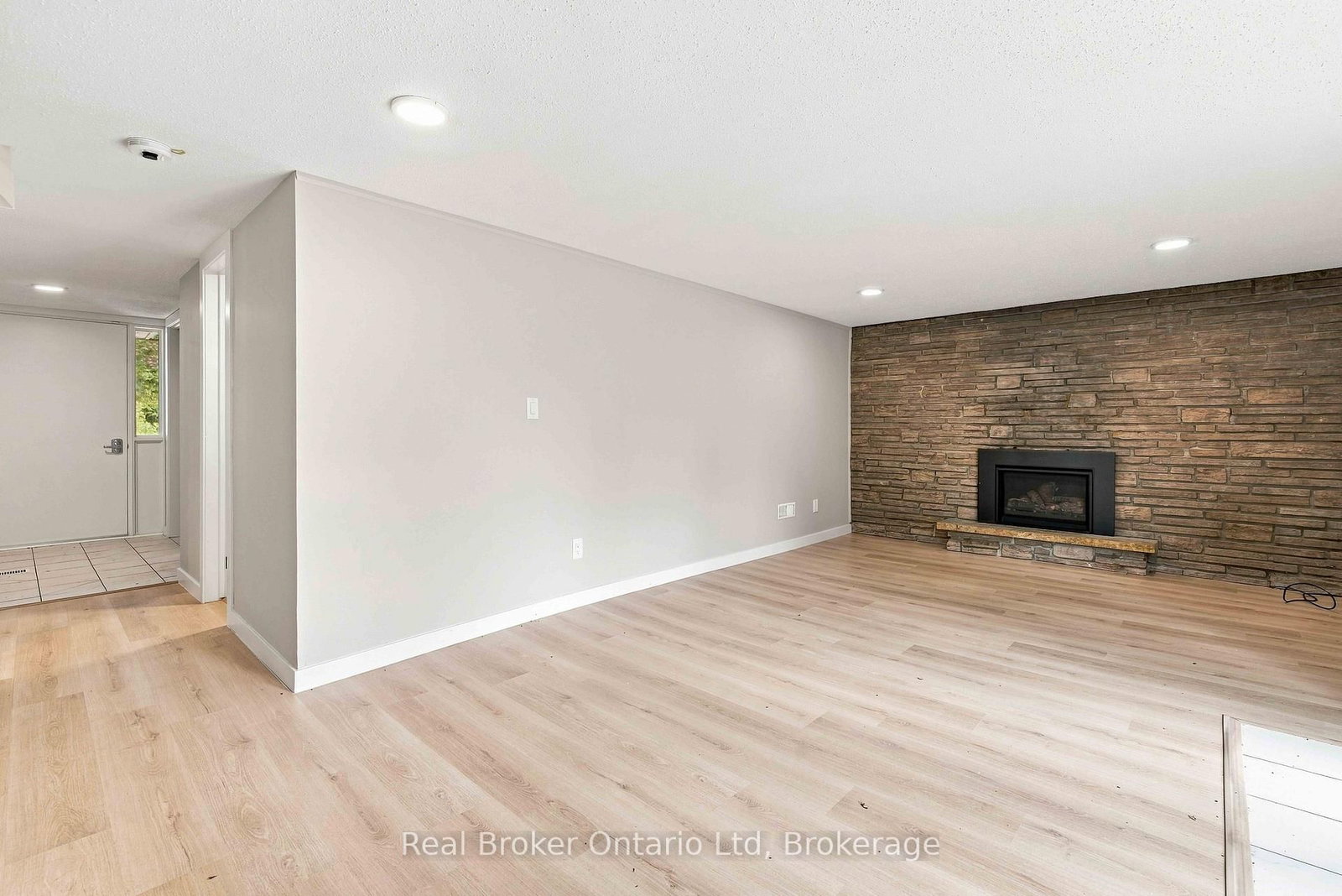 481 4th 'A' Street W • Owen Sound, ON photo 8