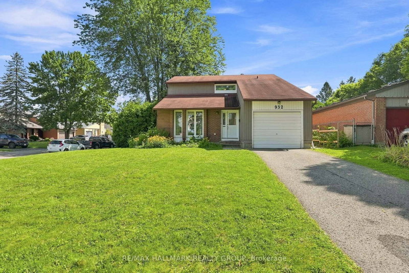 932 Beauclaire Drive