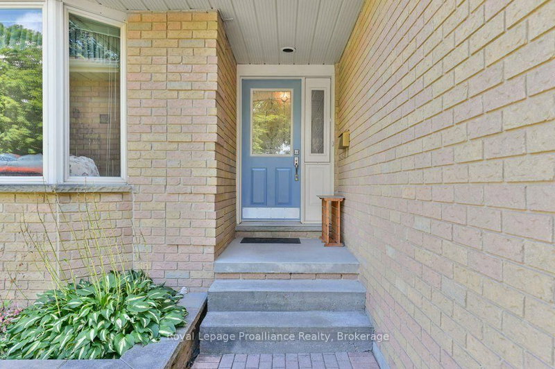 14 Parker Dr photo 4