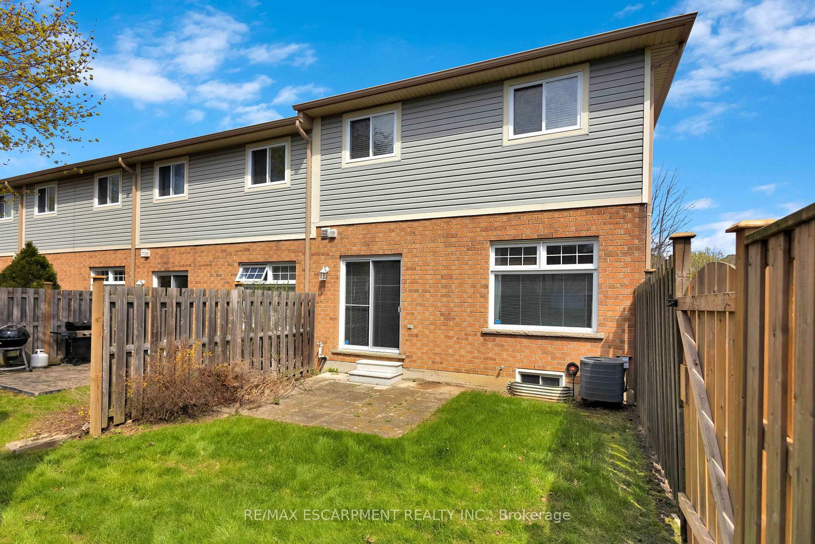 232 Stonehenge Drive • #8 • Hamilton, ON photo 31