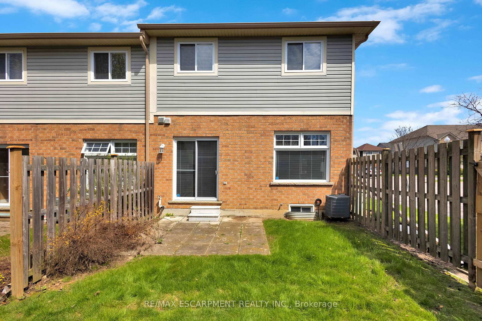 232 Stonehenge Drive • #8 • Hamilton, ON photo 32