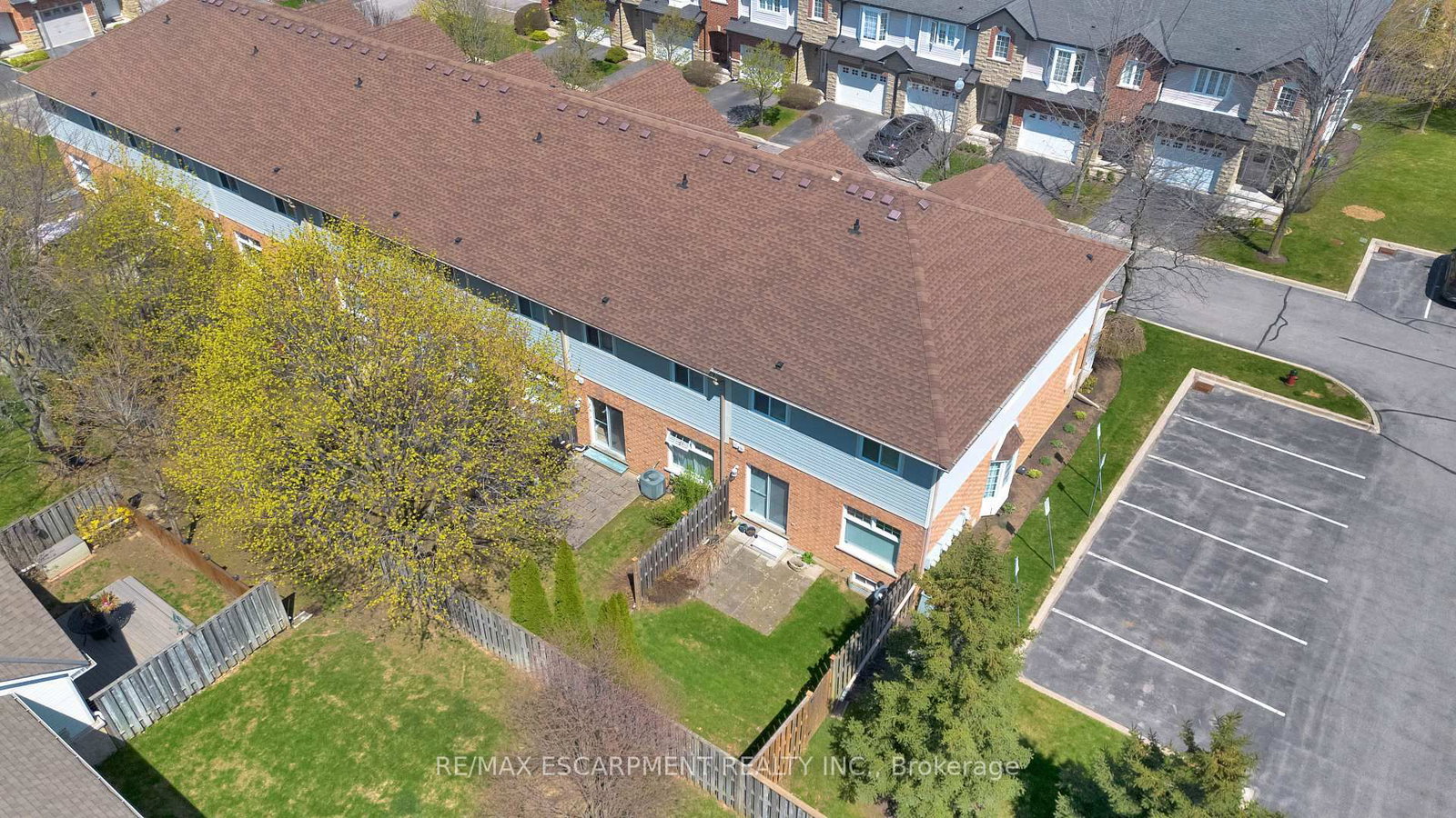 232 Stonehenge Drive • #8 • Hamilton, ON photo 36