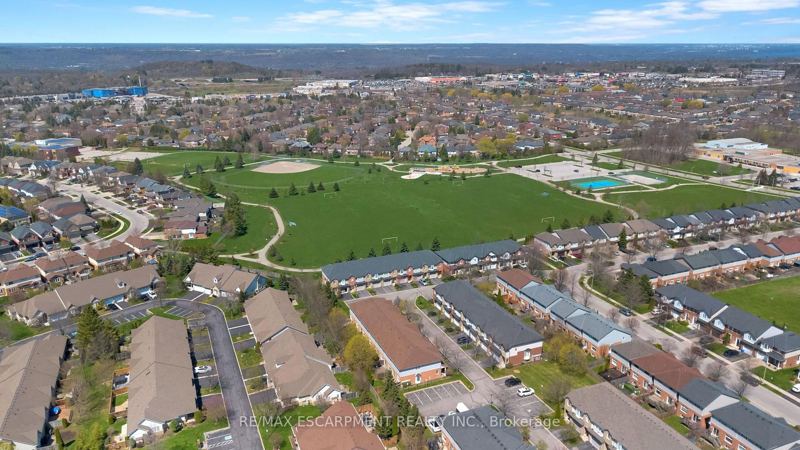 232 Stonehenge Drive • #8 • Hamilton, ON photo 38