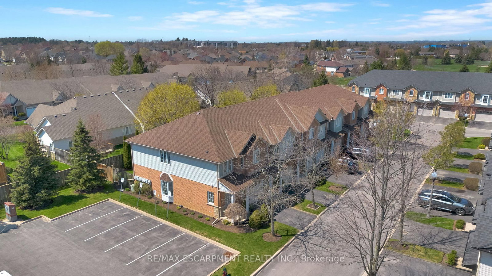 232 Stonehenge Drive • #8 • Hamilton, ON photo 40