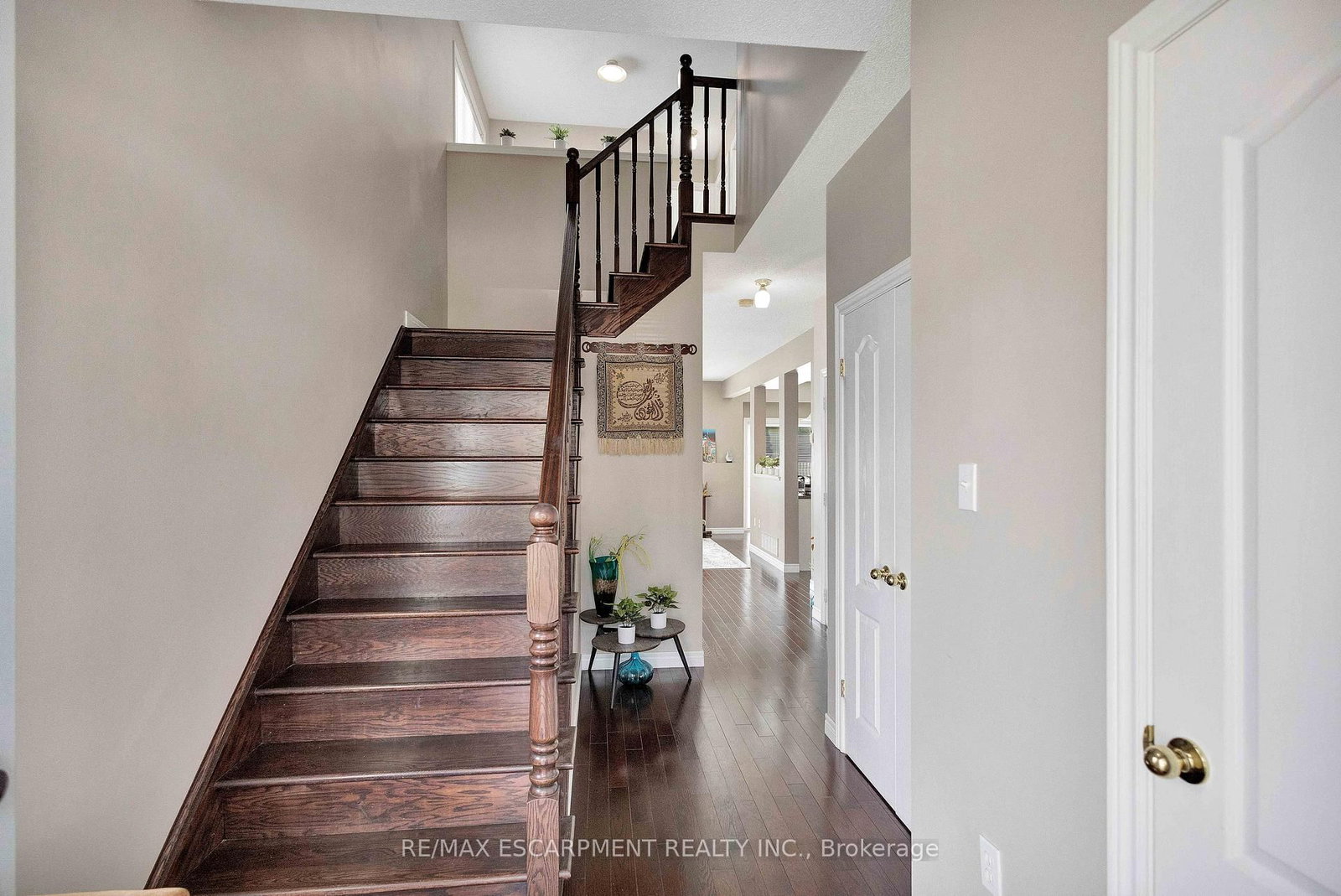232 Stonehenge Drive • #8 • Hamilton, ON photo 6