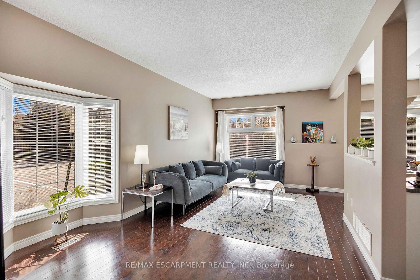 232 Stonehenge Drive • #8 • Hamilton, ON photo 9