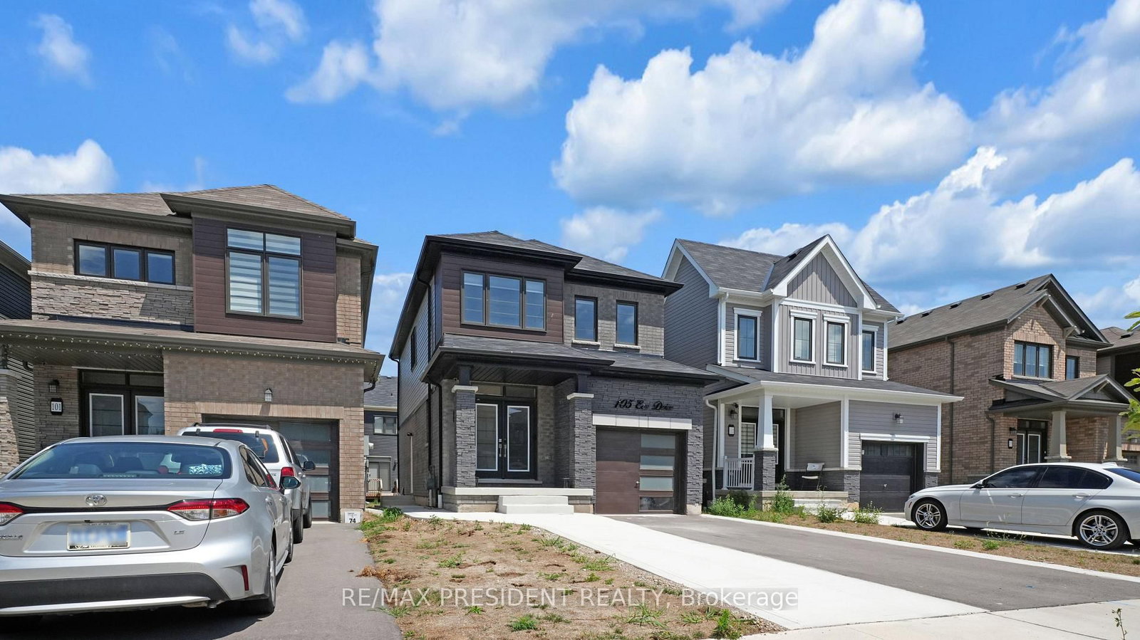 105 Eva Drive • Woolwich, ON photo 3