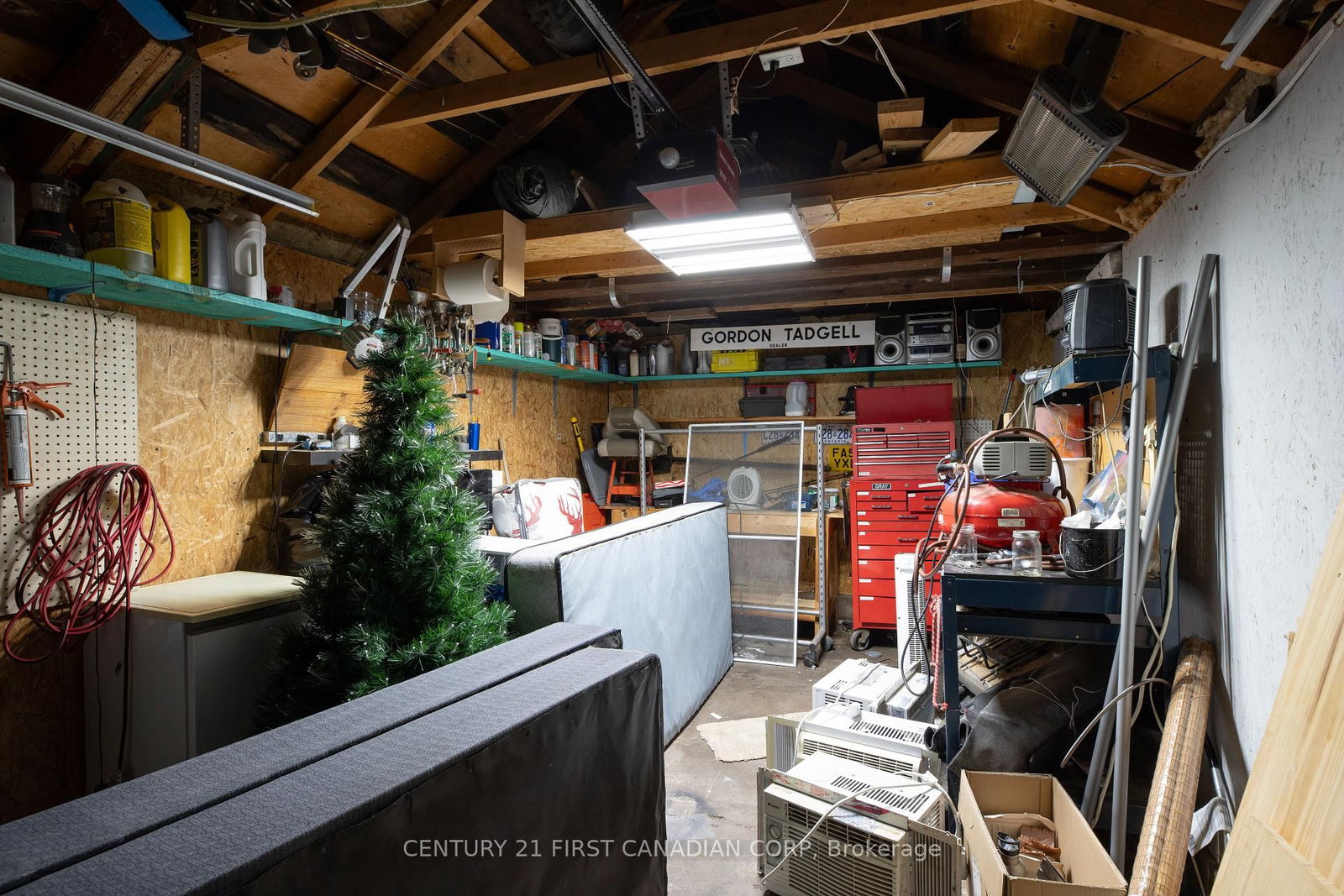 157 ADELAIDE Street • Strathroy-Caradoc, ON photo 23