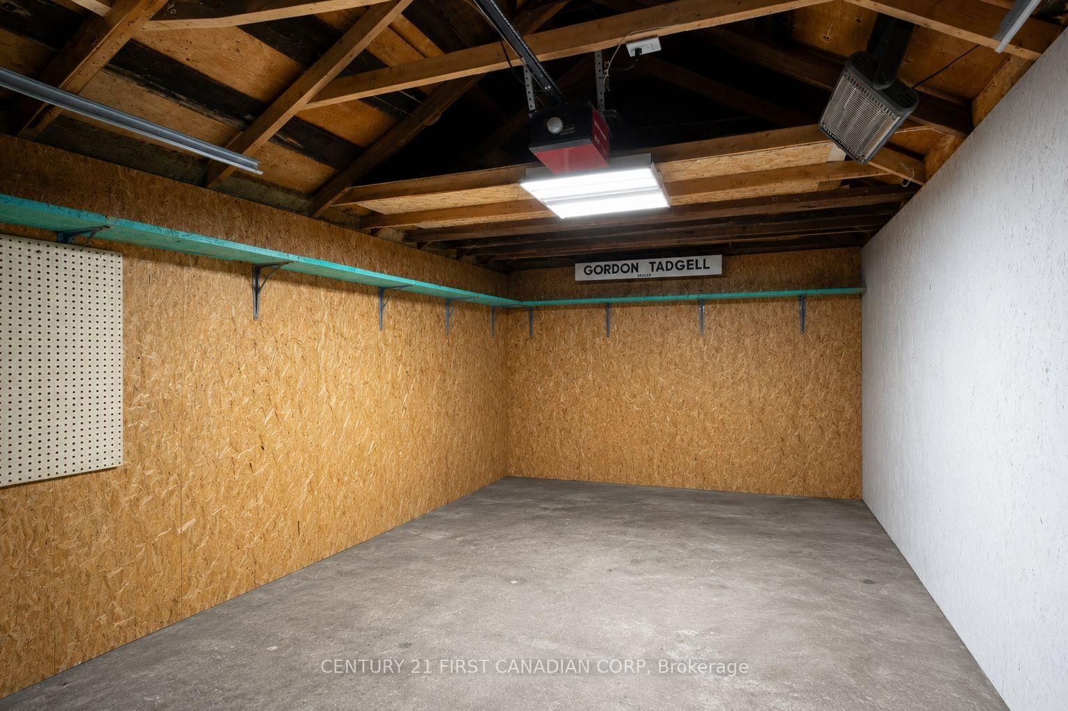157 ADELAIDE Street • Strathroy-Caradoc, ON photo 25