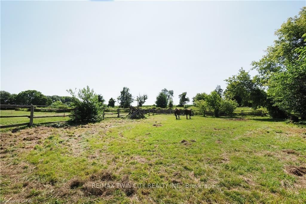 97 Hwy 2, RR1 Road • Brant, ON photo 36
