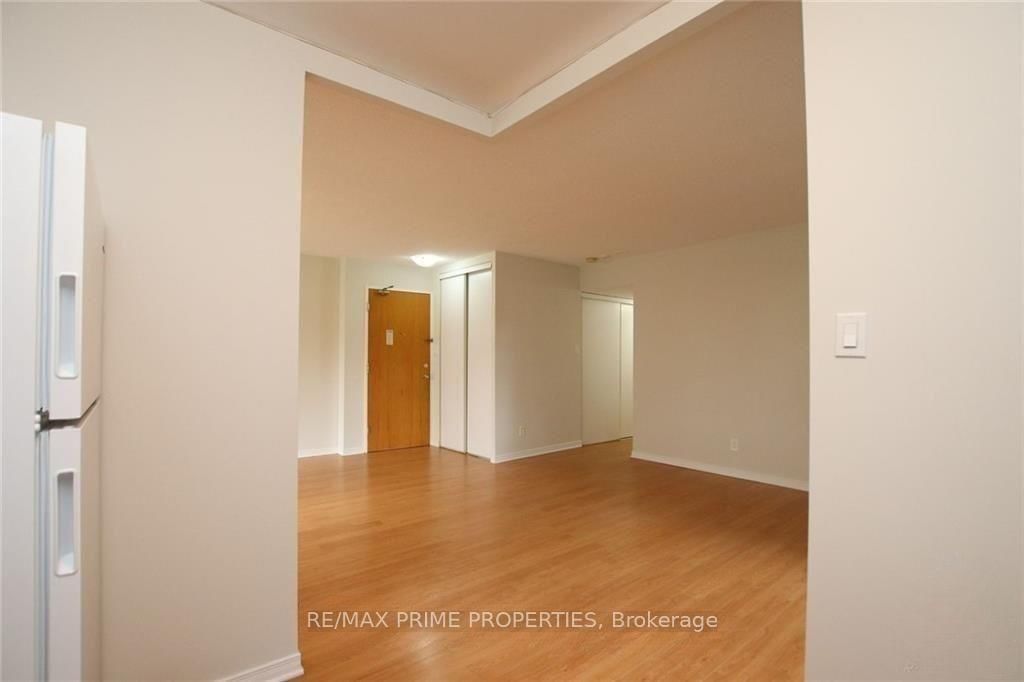 2871 Richmond Road • #410 • Ottawa, ON photo 8