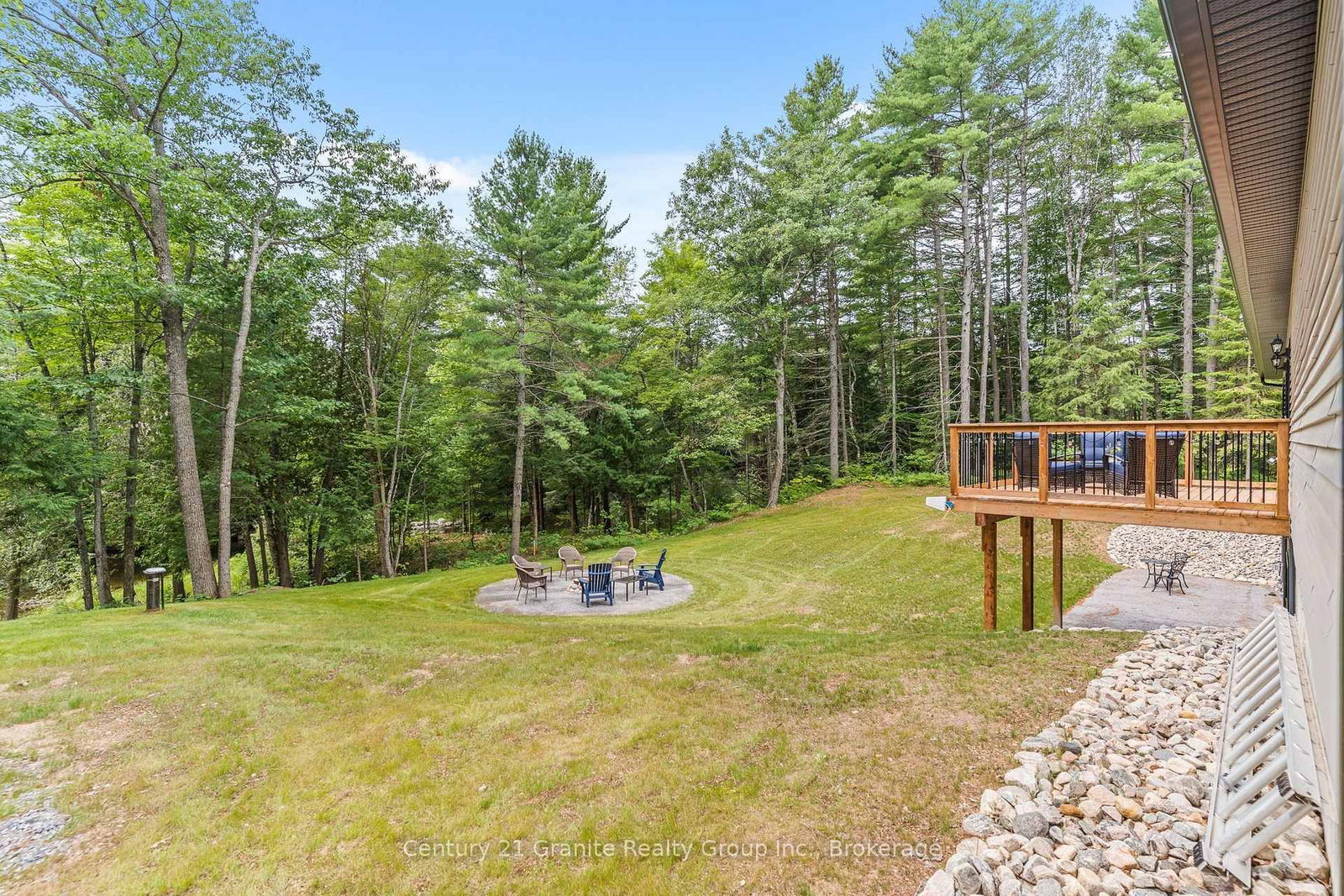 1097 Hawk Valley Road • Algonquin Highlands, ON photo 38