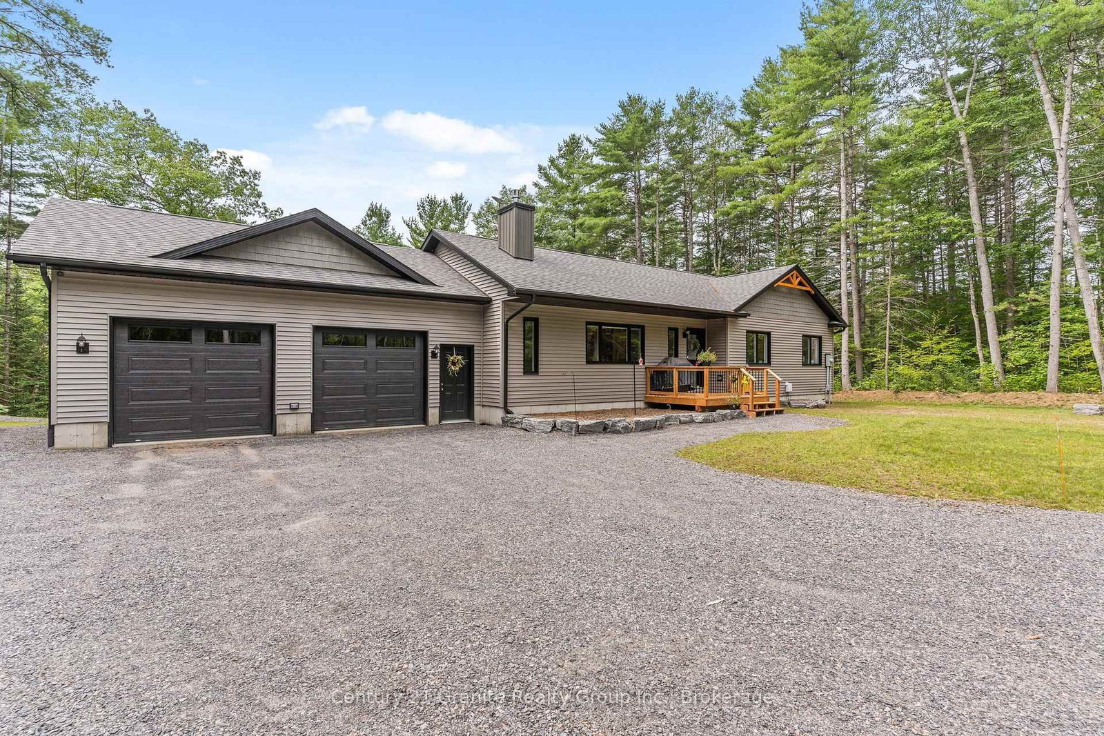 1097 Hawk Valley Road • Algonquin Highlands, ON photo 5